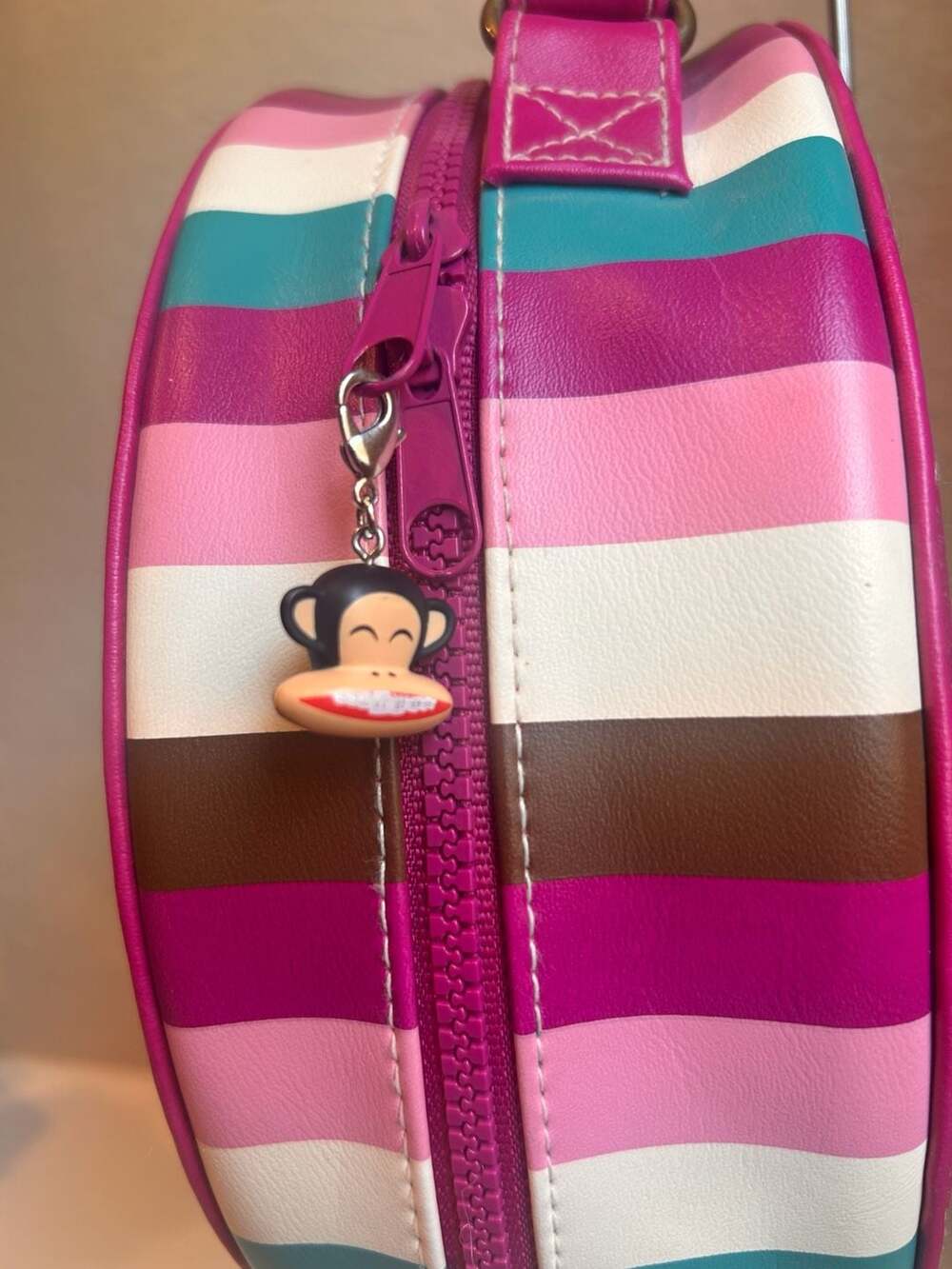 Rare Y2K Vintage Paul Frank Striped Julius Handbag š - Picture 3 of 5